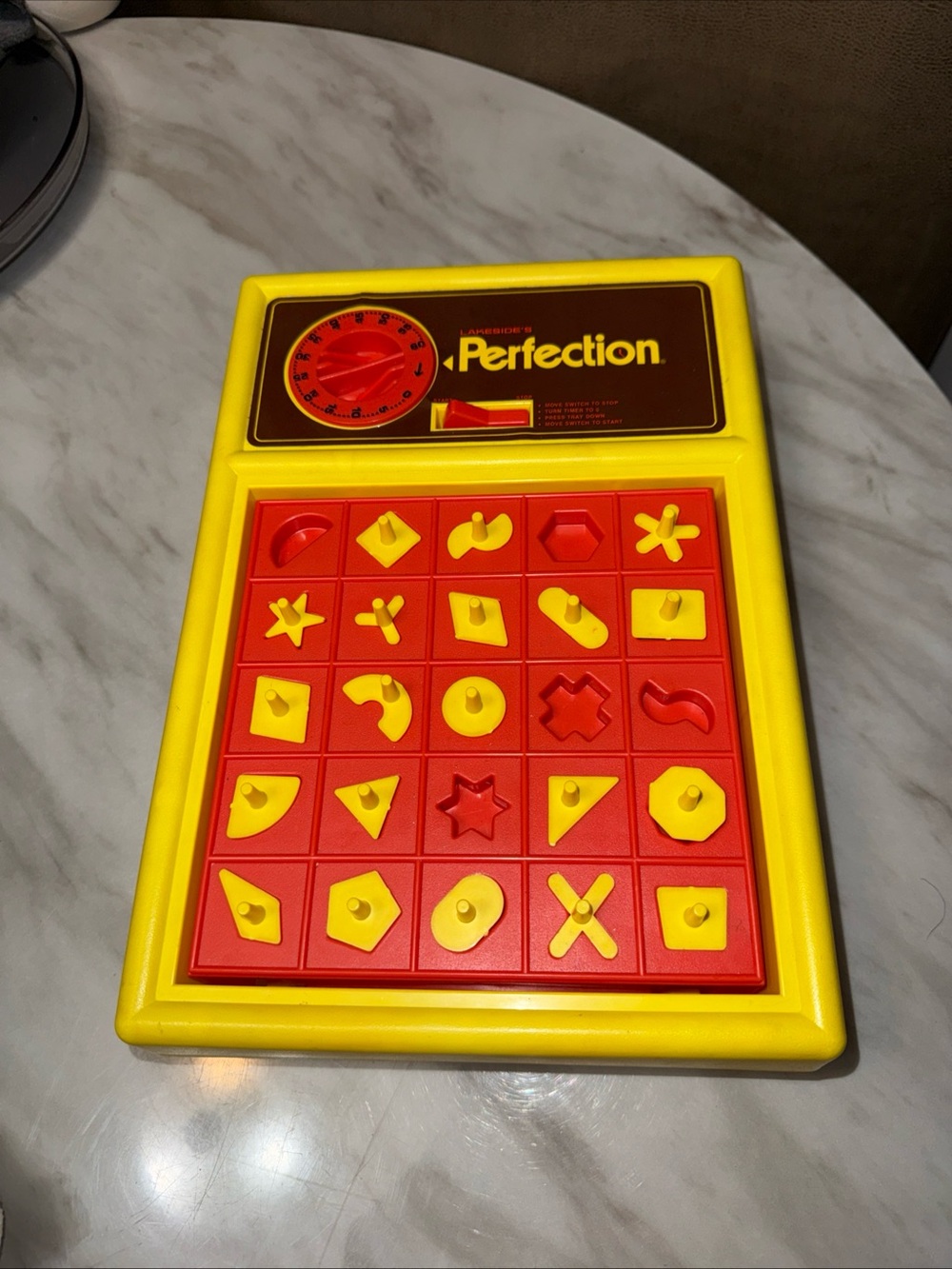 Perfection game vintage missing 5 pieces Works!